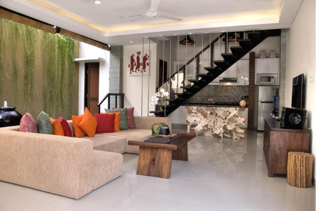 The Kumpi Villas Seminyak Rum bild