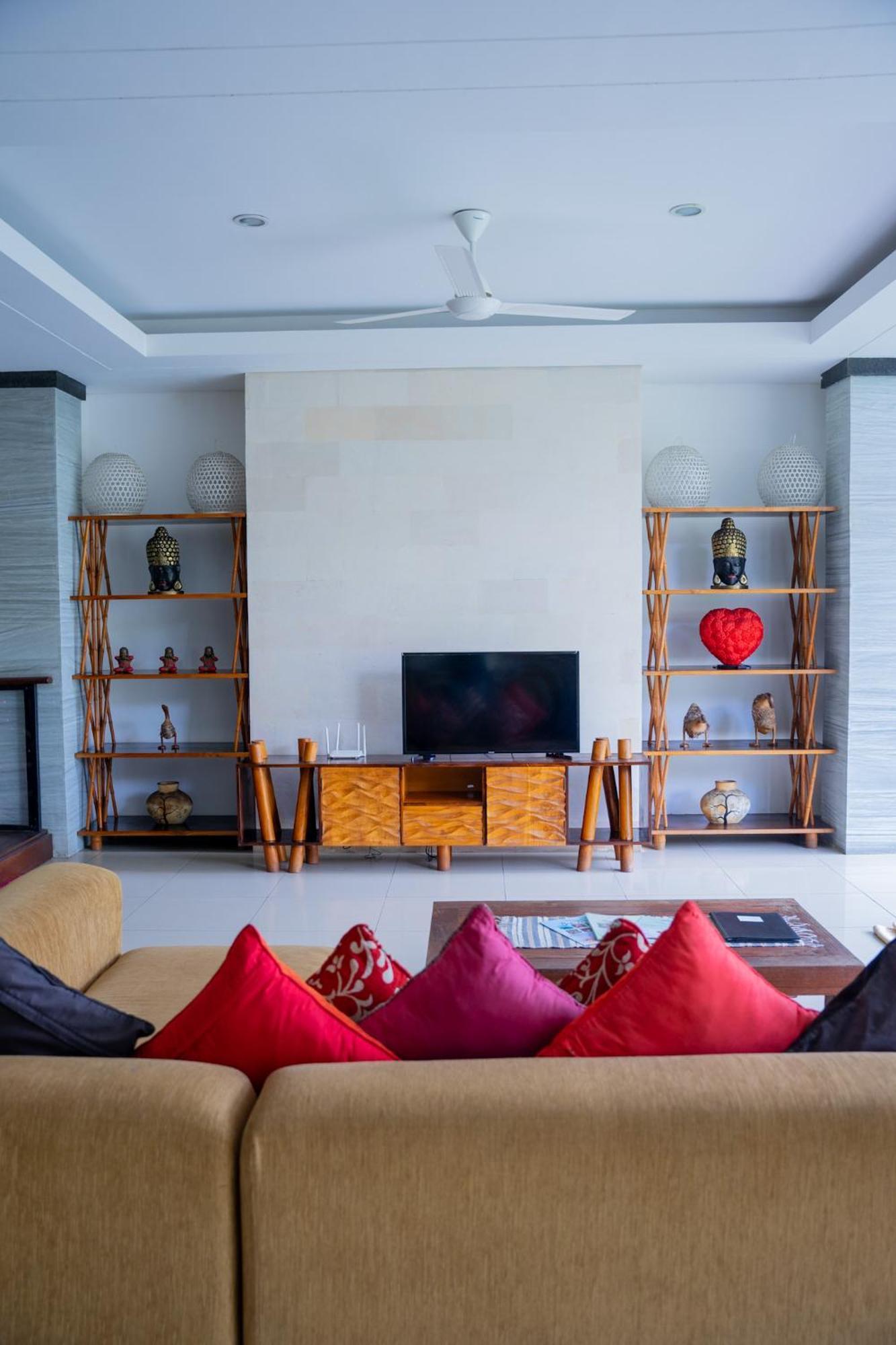 The Kumpi Villas Seminyak Exteriör bild